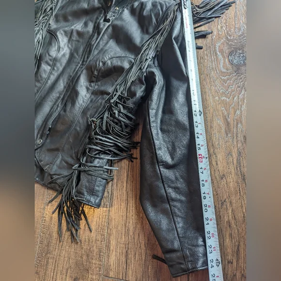 Harley Davidson Women Large MIRAGE Black Leather Fringe Jacket w/ Metal Emblem